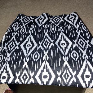 White and black women skirt